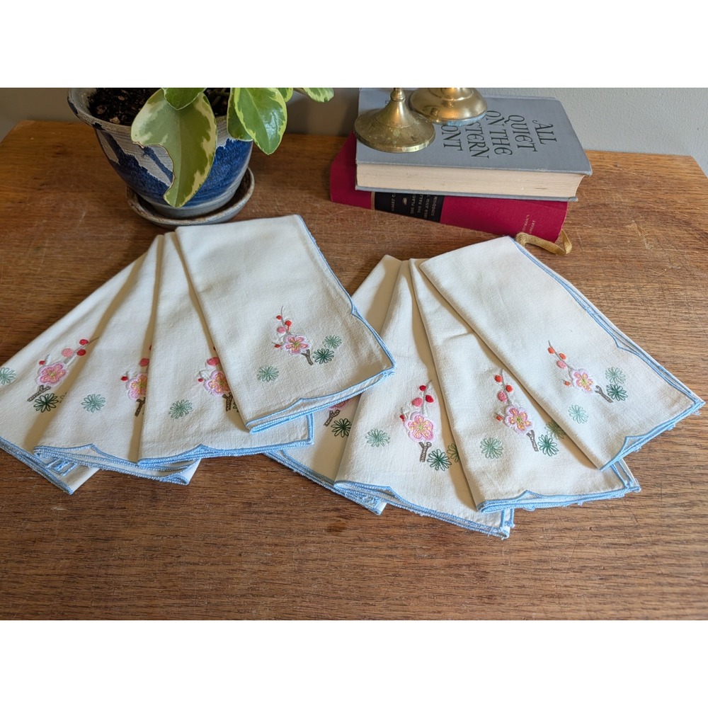 Vintage Embroidered Floral Linen Napkins Set of 8 Cream Blue Scalloped Edge 16in